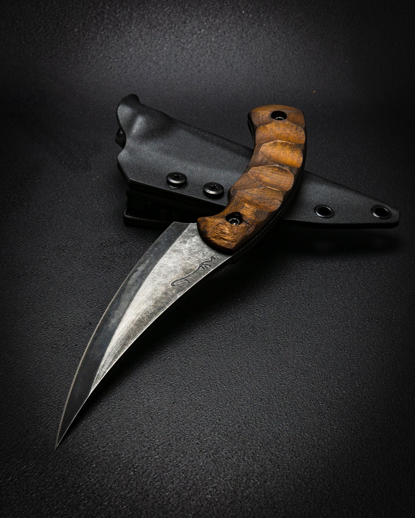 Ahriman Walnut scales